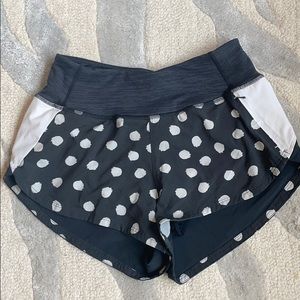 Outdoor voices shorts